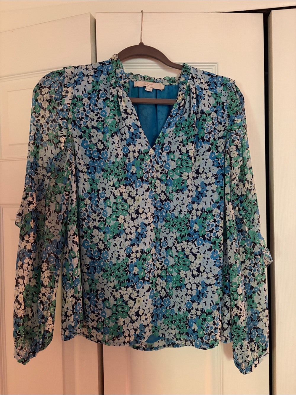 LOFT Blue & Green Floral V-Neck Blouse